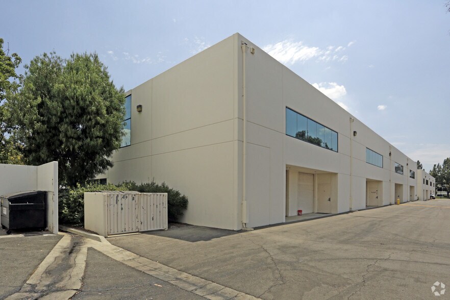 More Photos Of 25031-25061 Avenue Stanford, Valencia Unknown For Lease