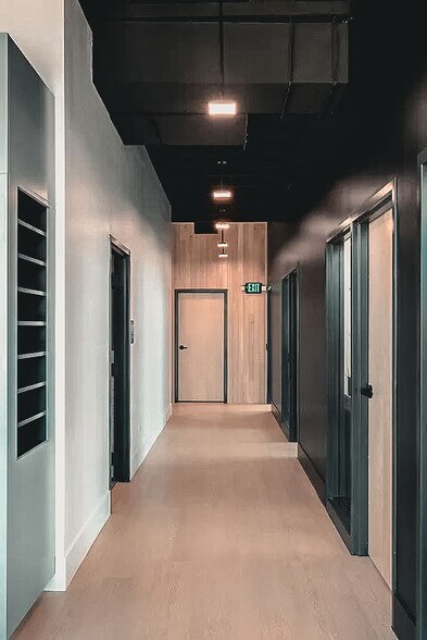 More Photos Of 10718 S Beckstead Ln, South Jordan Coworking Space