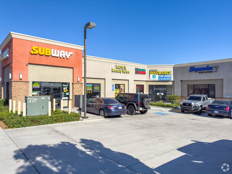 More Photos Of 10118 San Fernando Rd, Pacoima Unknown For Lease