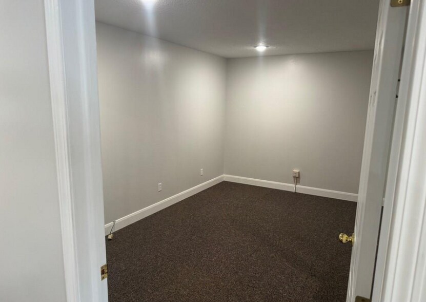More Photos Of 1463 Commerce Way, Idaho Falls Warehouse For Sale