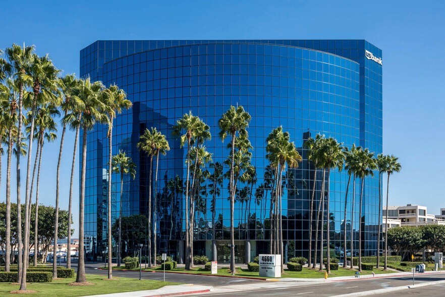 More Photos Of 4660 La Jolla Village Dr, San Diego Office For Lease