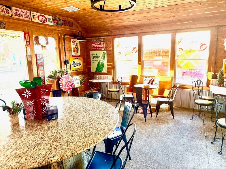 More Photos Of 219 MO-21, Caledonia Storefront Retail Residential For Sale