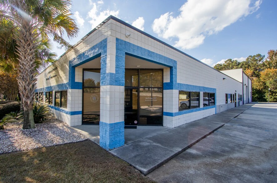 More Photos Of 104 Vantage Point Dr, West Columbia Showroom For Lease