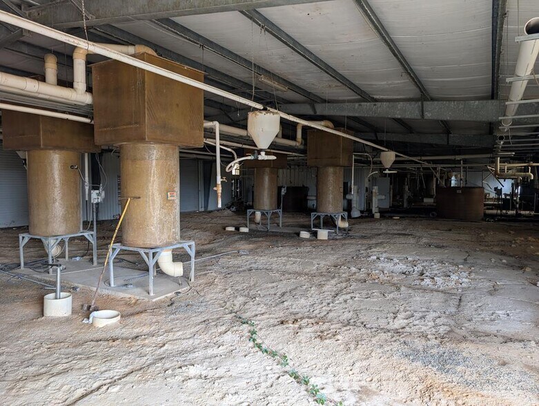 More Photos Of 4130 Old Bemiss Rd, Valdosta Warehouse For Sale