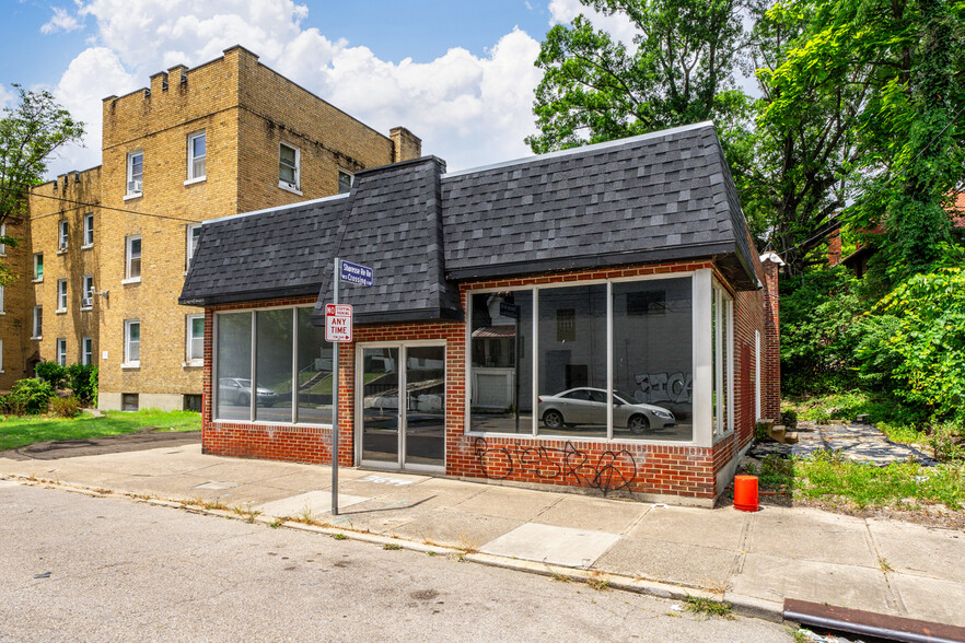 Primary Photo Of 3699 Vine St, Cincinnati Storefront For Sale