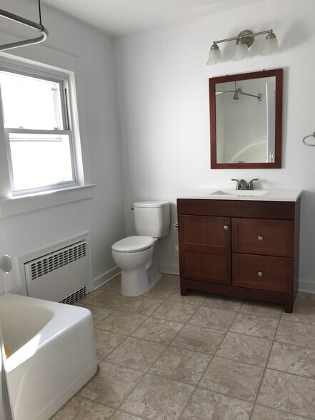 More Photos Of 3 Field Rd, Cos Cob Specialty For Sale