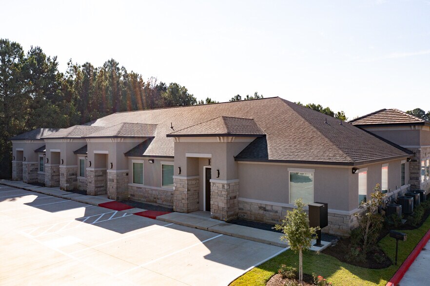 More Photos Of 12422 Spring Cypress Rd, Tomball Medical For Lease