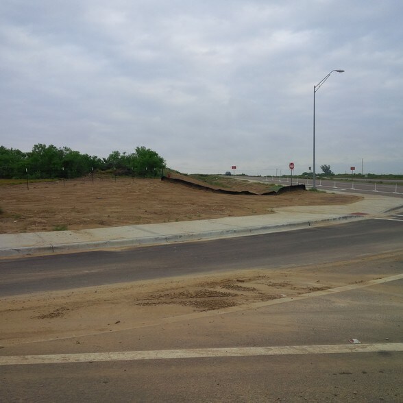 More Photos Of Cielito Lindo Blvd, Laredo Land For Sale