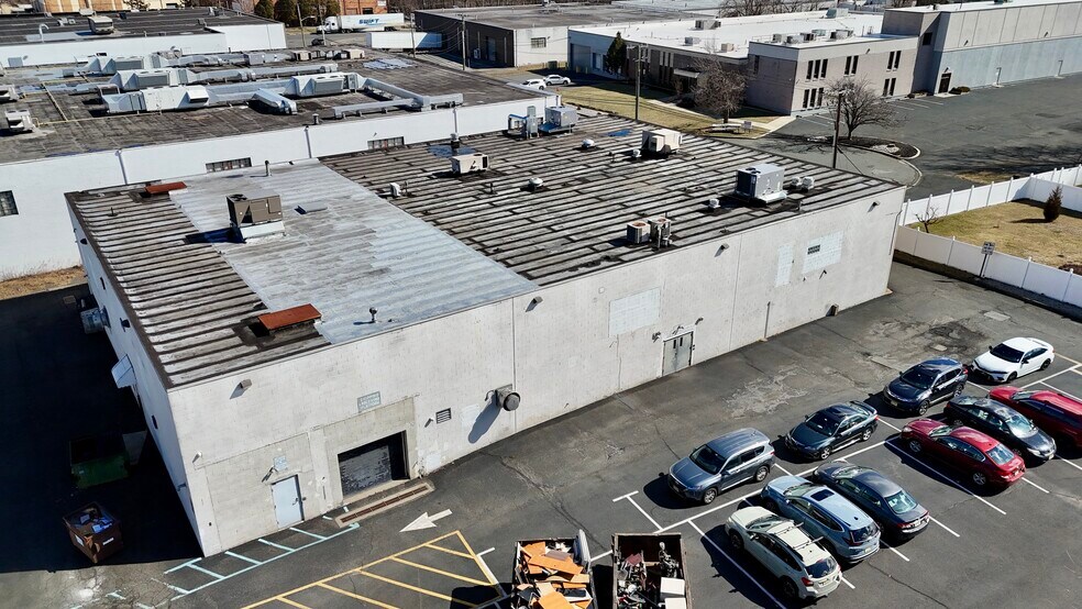 More Photos Of 2100 Felver Ct, Rahway Warehouse For Sale