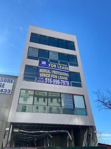 More Photos Of 8814 Sutphin Blvd, Jamaica Medical For Lease