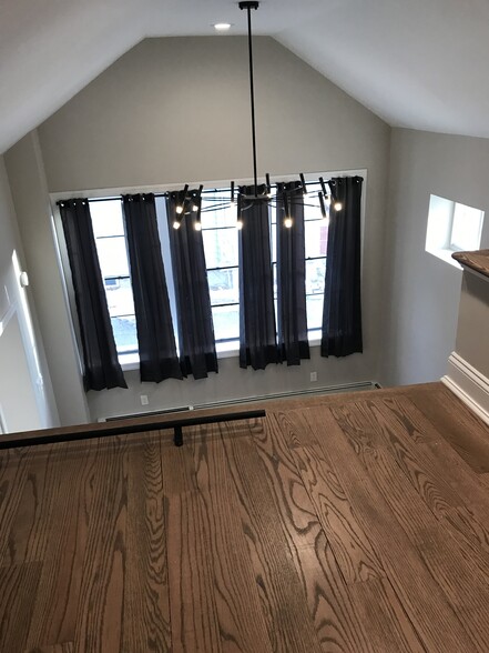 More Photos Of 251 Main St, Northport Storefront For Sale