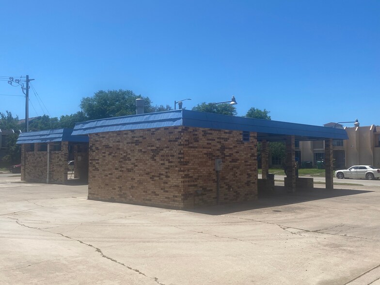 More Photos Of 521 Alegre Vista Dr, Denton Carwash For Sale