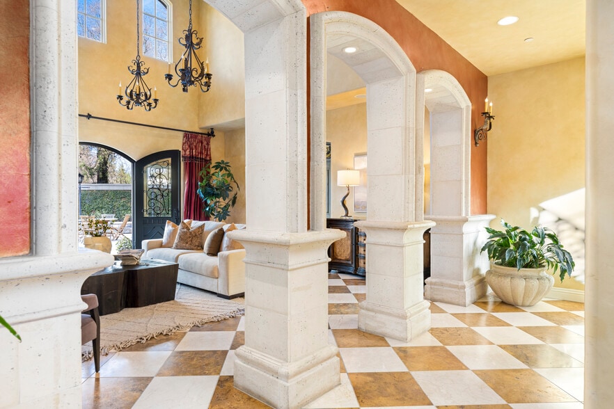 More Photos Of 1210 Arden Hills Ln, Sacramento Specialty For Sale