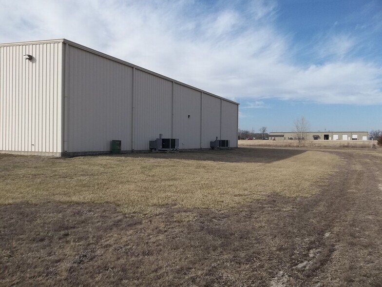 More Photos Of 1390 35th Pkwy Pky, Chanute Religious Facility For Sale