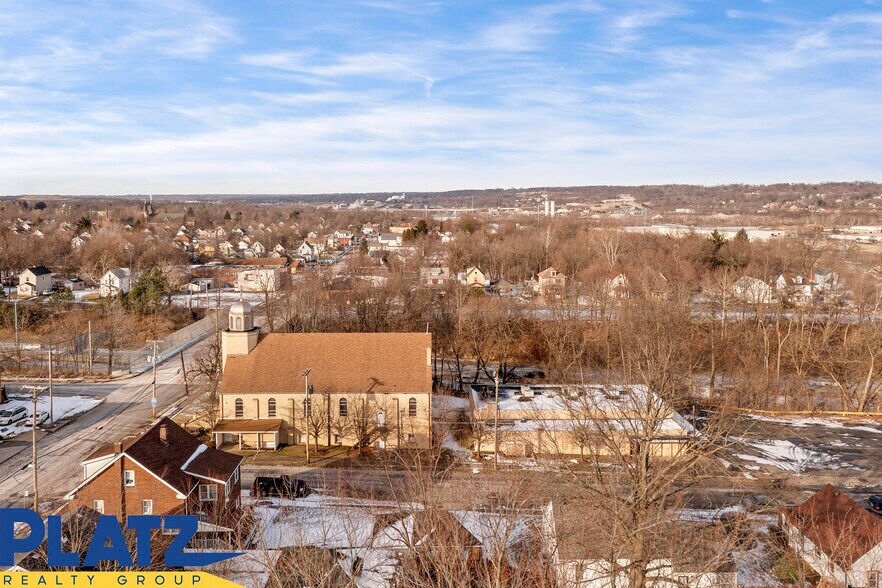 More Photos Of 127 Steel St, Youngstown Religious Facility For Sale