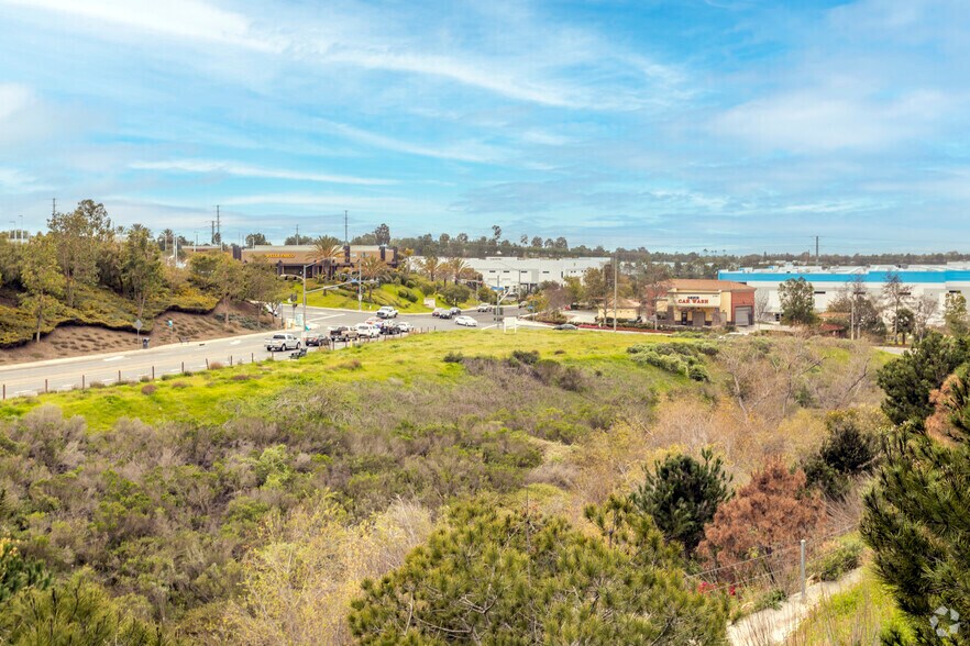 More Photos Of Business Park Dr & Poinsettia Ave, Vista Carwash For Sale
