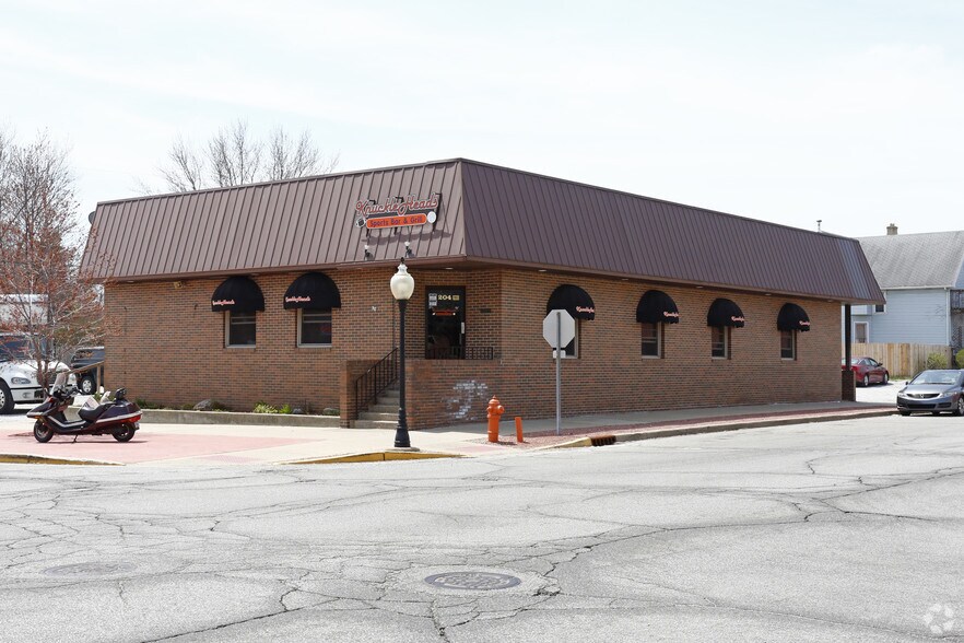More Photos Of 204 W Barker Ave, Michigan City Restaurant For Sale