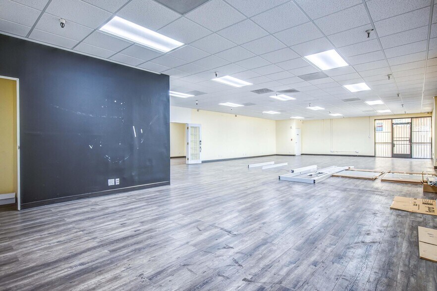 More Photos Of 6820-6830 E Washington Blvd, Commerce Refrigeration Cold Storage For Lease