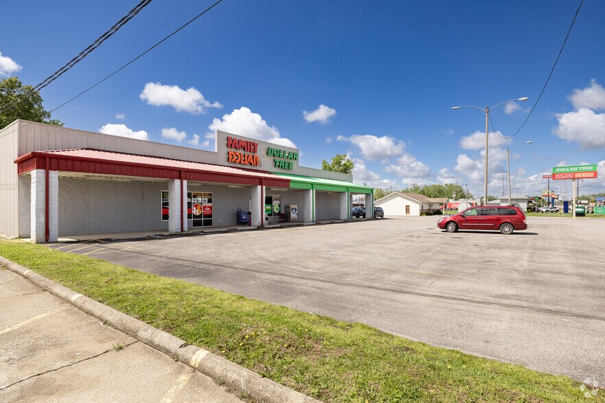 More Photos Of 1021 US Highway 45 N, Eldorado Freestanding For Sale