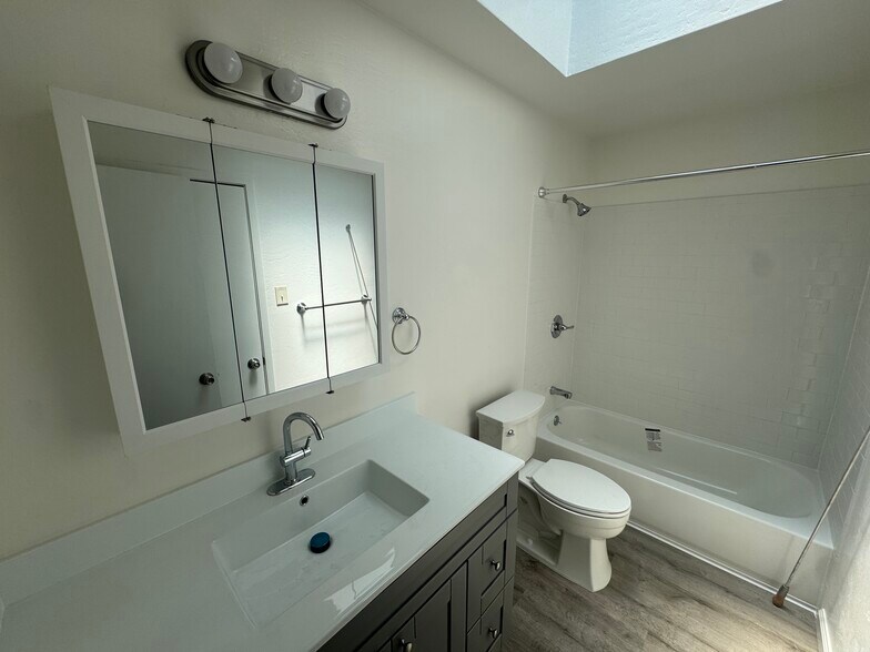 More Photos Of 1560 Cortland Ave, San Francisco Multifamily For Sale