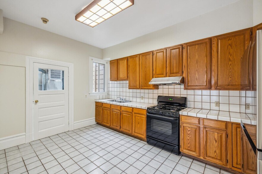 More Photos Of 1401-1405 Church St, San Francisco Apartments For Sale