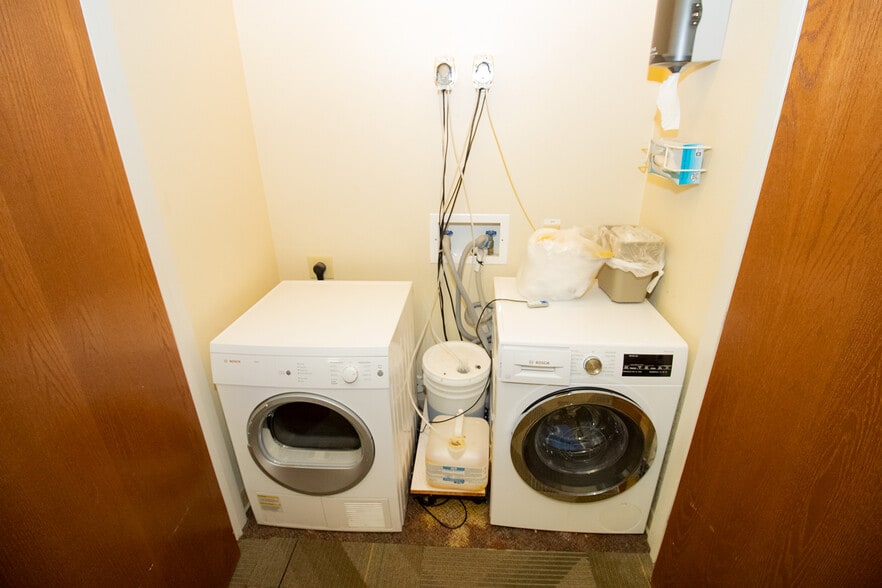 More Photos Of 224 E Central Ave, Andover Rehabilitation Center For Sale