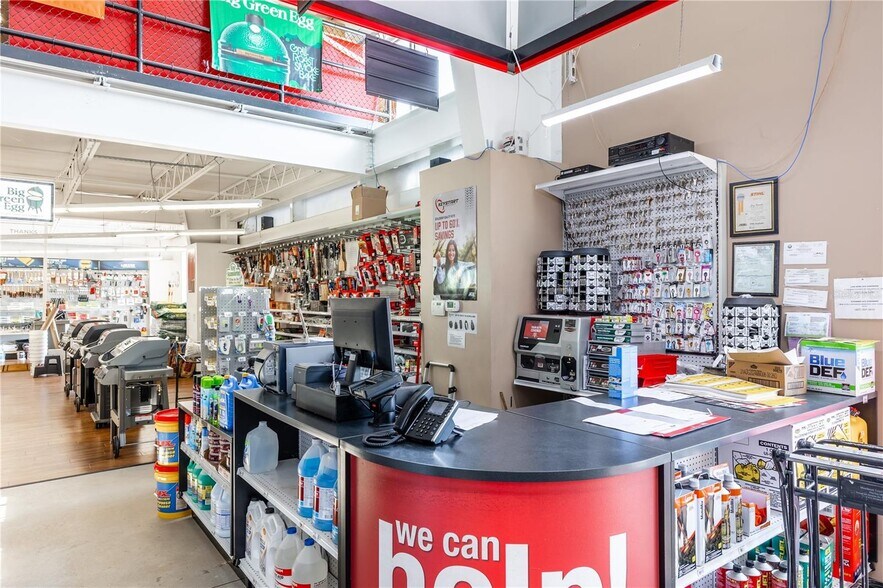 More Photos Of 11768 Narcoossee Rd, Orlando Freestanding For Sale