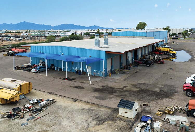 More Photos Of 1815 S 39th Ave, Phoenix Manufacturing For Lease