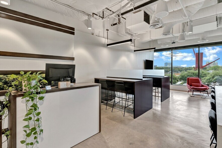 Primary Photo Of 3201 Dallas Pky, Frisco Coworking Space