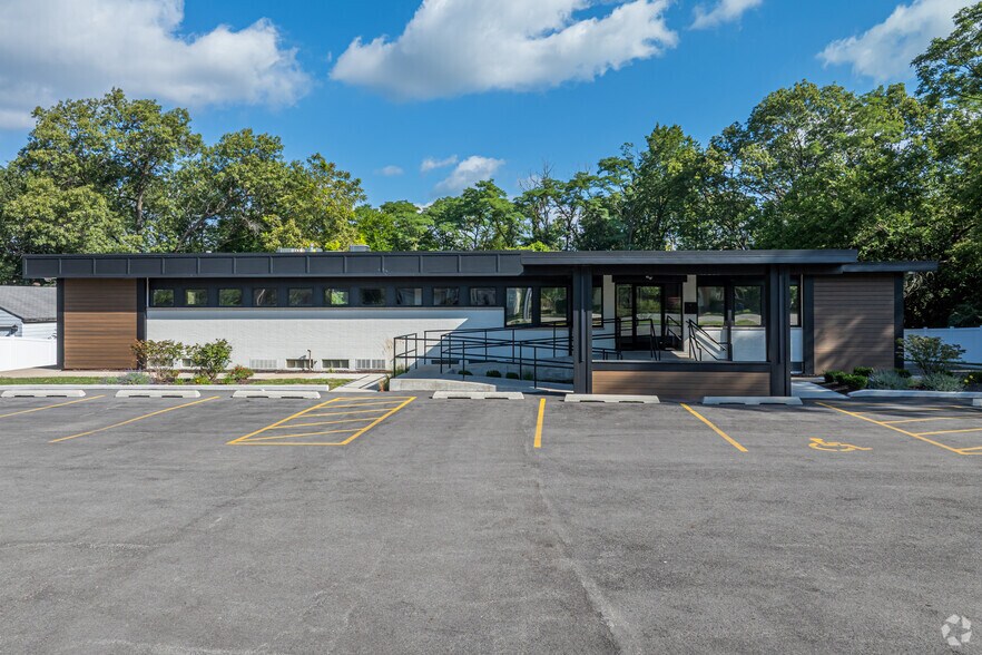 More Photos Of 3820 Central Ave, Lake Station Medical For Lease