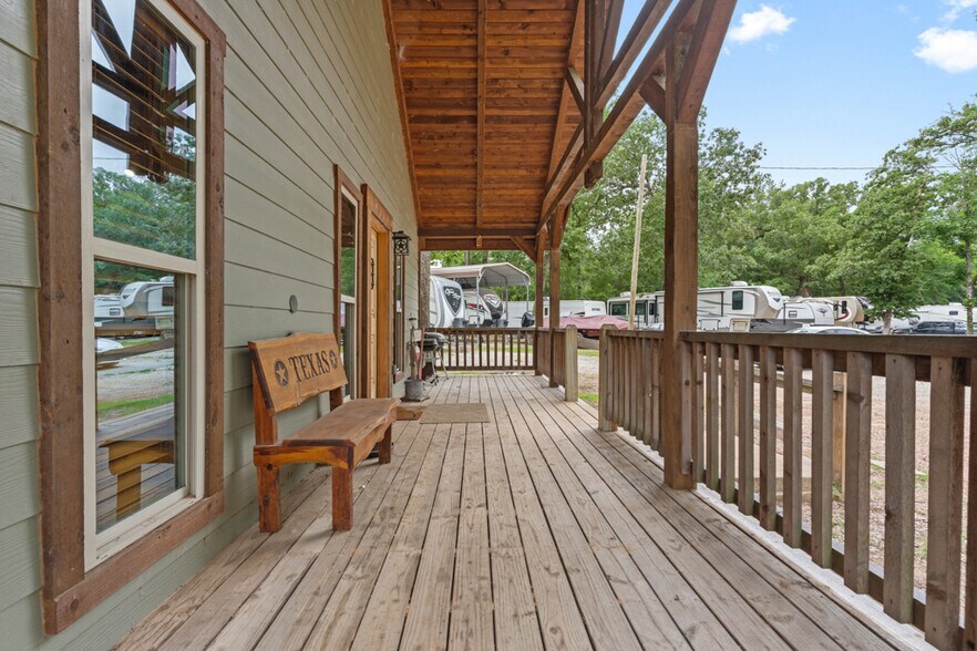 More Photos Of 7415 N State Line Rd, Karnack Trailer Camper Park For Sale