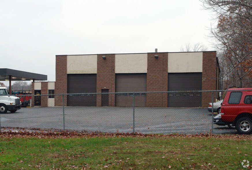 More Photos Of 10 McDonald Blvd, Aston Township Industrial For Lease