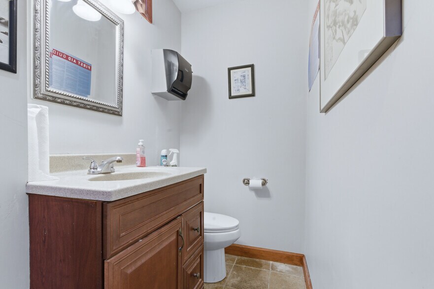 More Photos Of 275 Elm St, North Attleboro Office For Sale