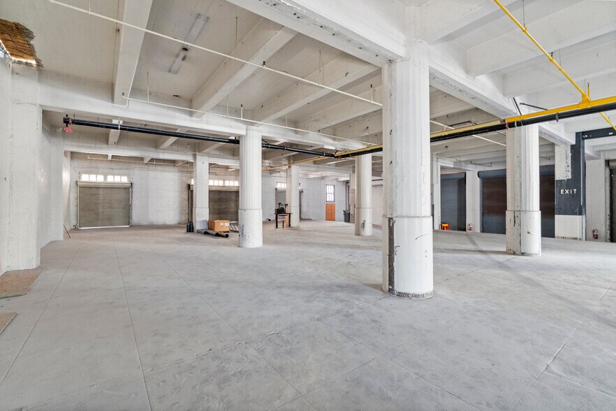 More Photos Of 800-810 Traction Ave, Los Angeles Office For Sale