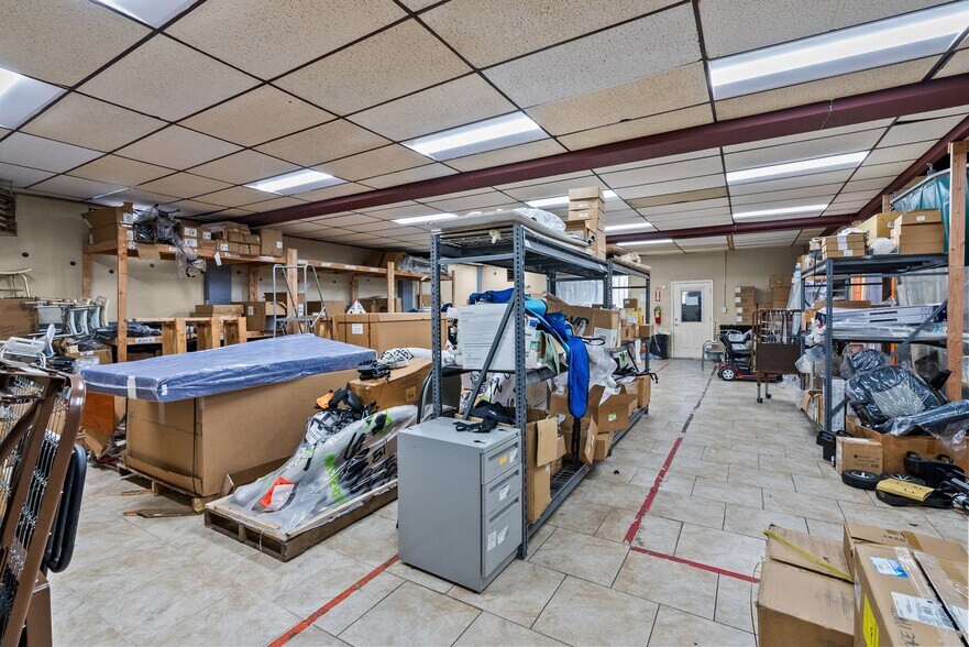 More Photos Of 2814-2818 E Allegheny Ave, Philadelphia Storefront Retail Office For Lease