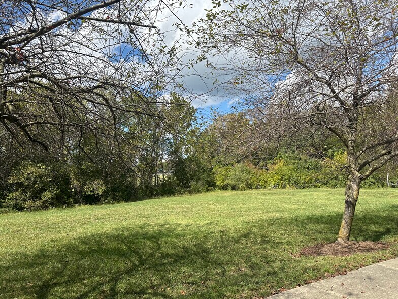 More Photos Of 906 HAWTHORNE Pl, O'Fallon Land For Sale