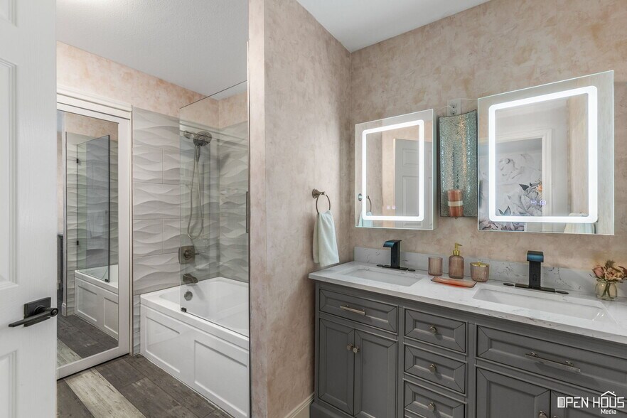 More Photos Of 405 W Gilbert St, Henrietta Hospitality For Sale