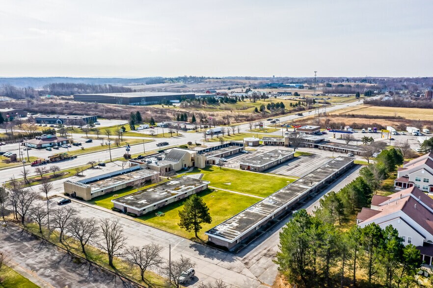 More Photos Of 4853 W Henrietta Rd, Henrietta Hotel For Sale