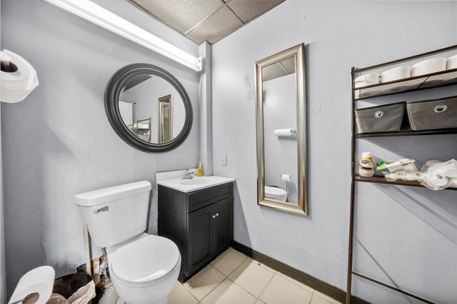 More Photos Of 358-368 W Jefferson St, Joliet General Retail For Sale