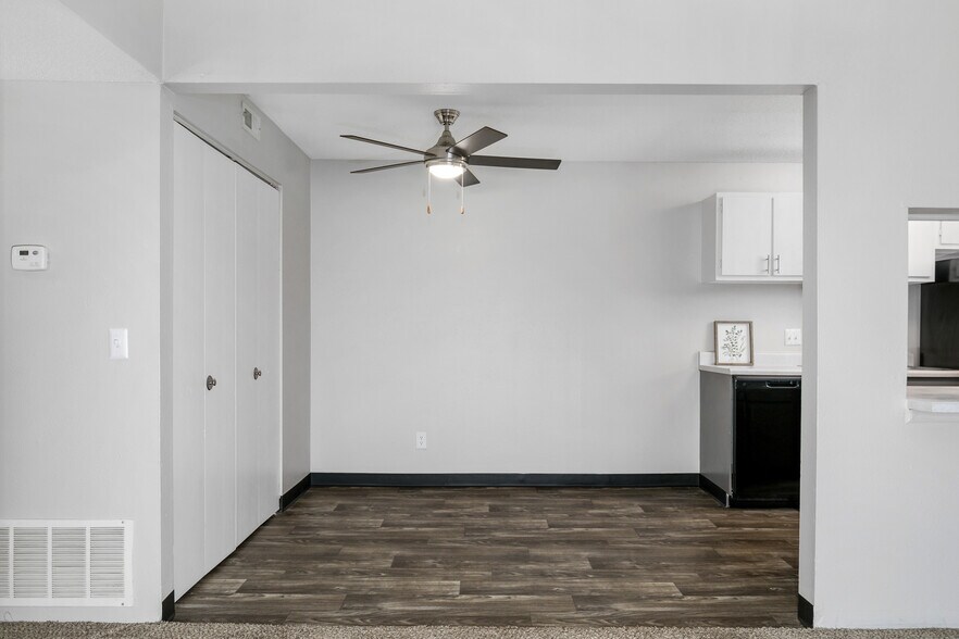 More Photos Of 1269 Mangrove Ln, Saint Louis Apartments For Sale