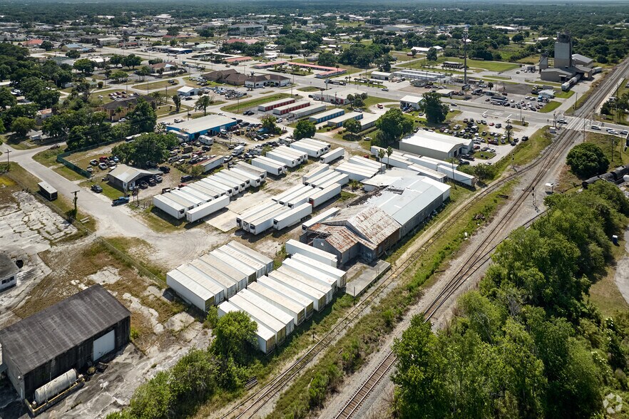More Photos Of 710 NE 2nd Ave, Okeechobee Warehouse For Sale