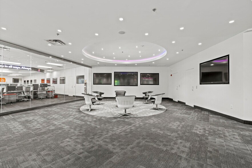 More Photos Of 3043 Walton Rd, Plymouth Meeting Office For Lease