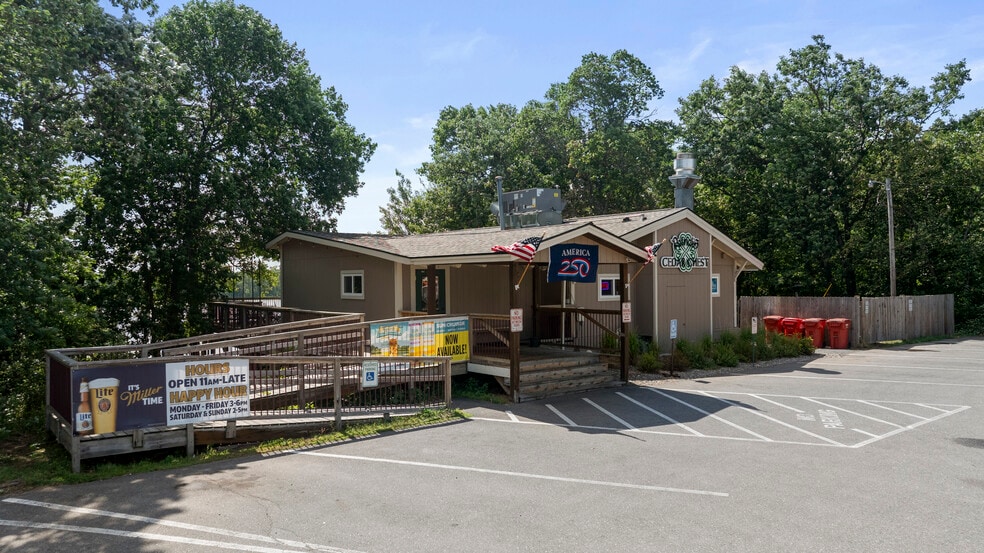 More Photos Of 33350 County Road 3, Crosslake Restaurant For Sale