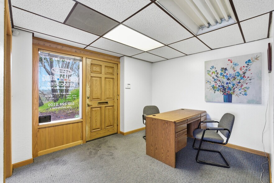 More Photos Of 5000 Bechelli Ln, Redding Office For Sale