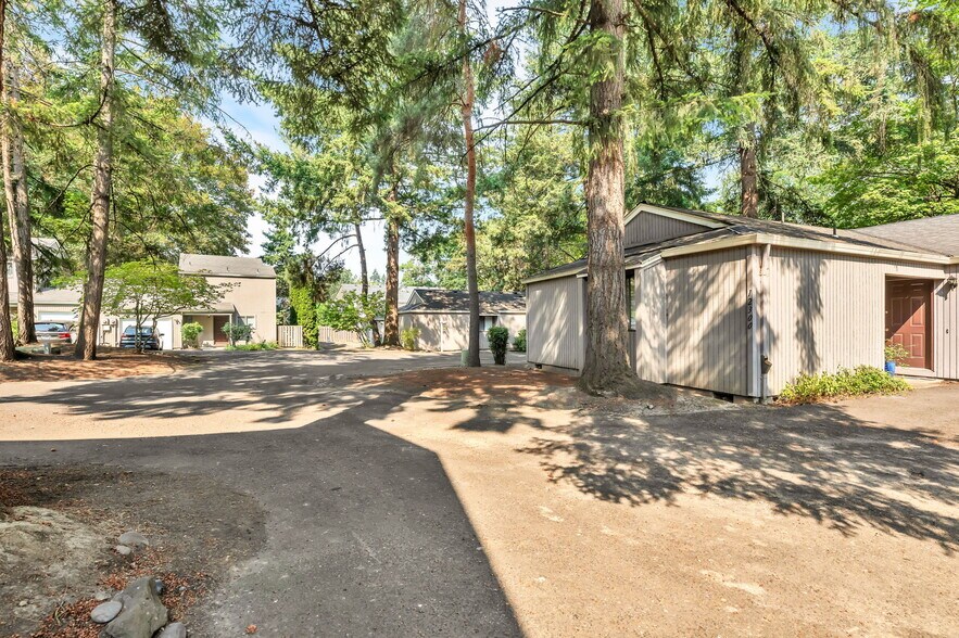 More Photos Of 12344 SW Sussex St, Beaverton Apartments For Sale