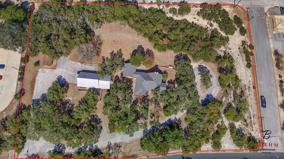 Primary Photo Of 206 W Highland Dr, Boerne Office Residential For Lease