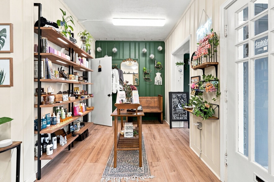 More Photos Of 1815 Bardstown Rd, Louisville Medical For Sale