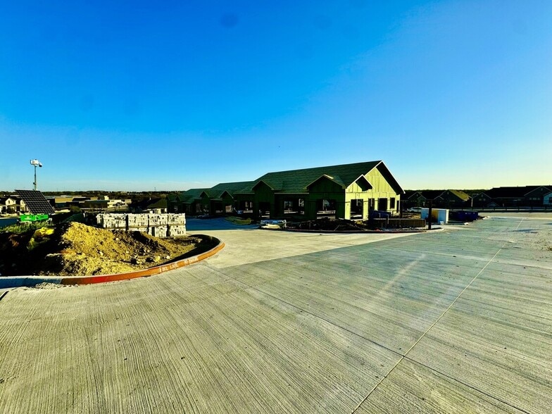 More Photos Of 250 Gerault Rd, Flower Mound Medical For Sale