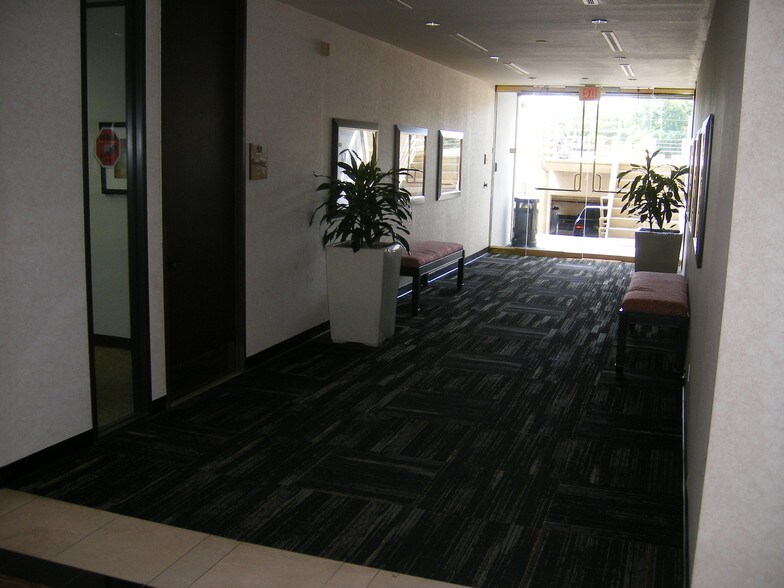 More Photos Of 11149 Research Blvd, Austin Office For Lease
