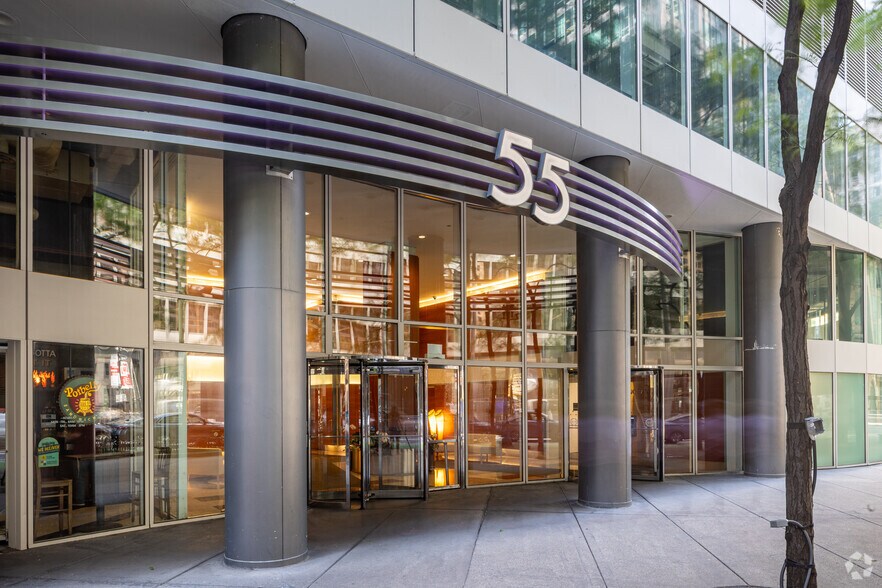 More Photos Of 55 W Monroe St, Chicago Office For Lease